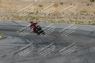 media/Apr-20-2025-AHRMA (Sun) [[393a79c373]]/Race/Group 3/Turn 4b/